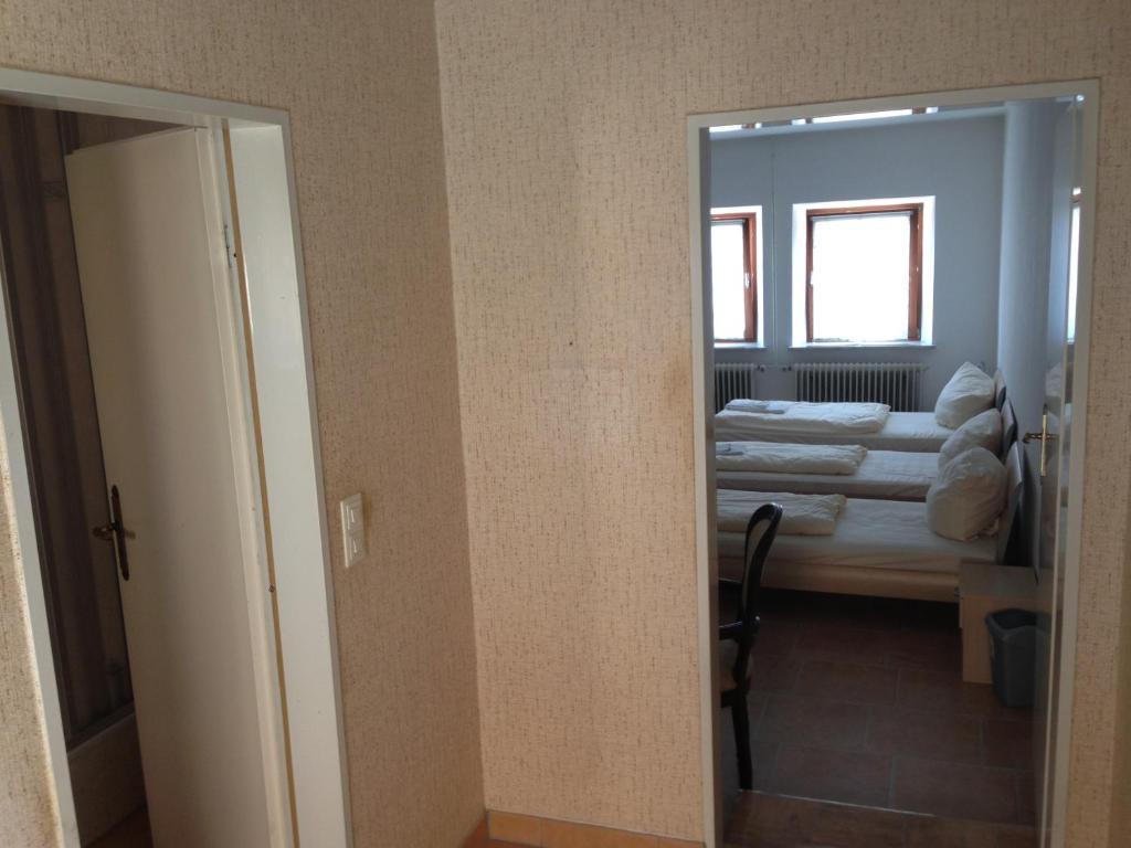 Hotel Zum Ochsen Stadtbergen Zimmer foto