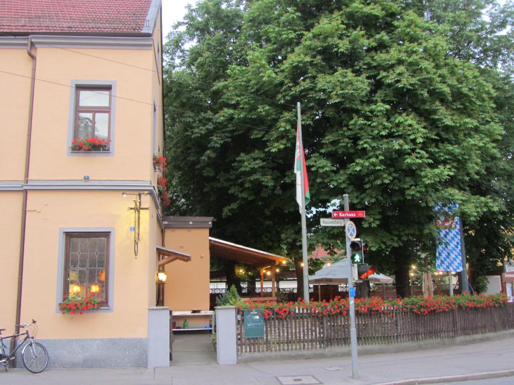 Hotel Zum Ochsen Stadtbergen Exterior foto